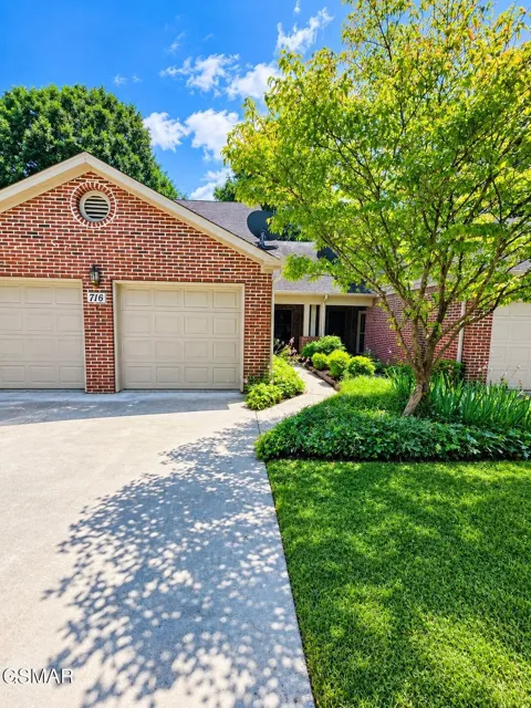 716 Sunrise Circle