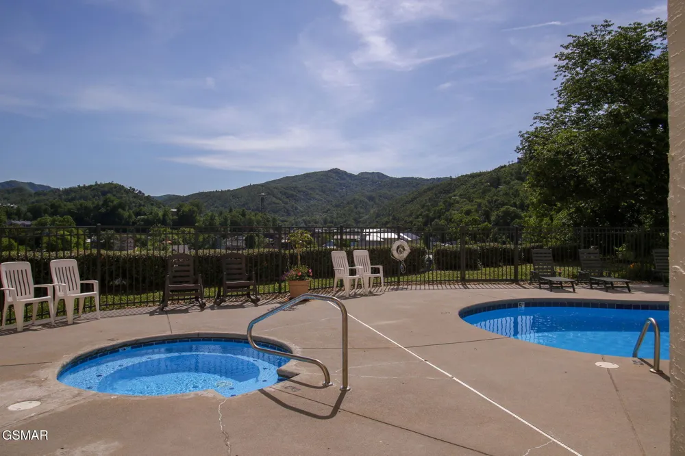 102 Baskins Creek Bypass #404 Gatlinburg, TN 37738