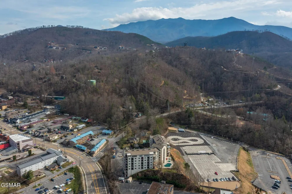 102 Baskins Creek Bypass #404 Gatlinburg, TN 37738