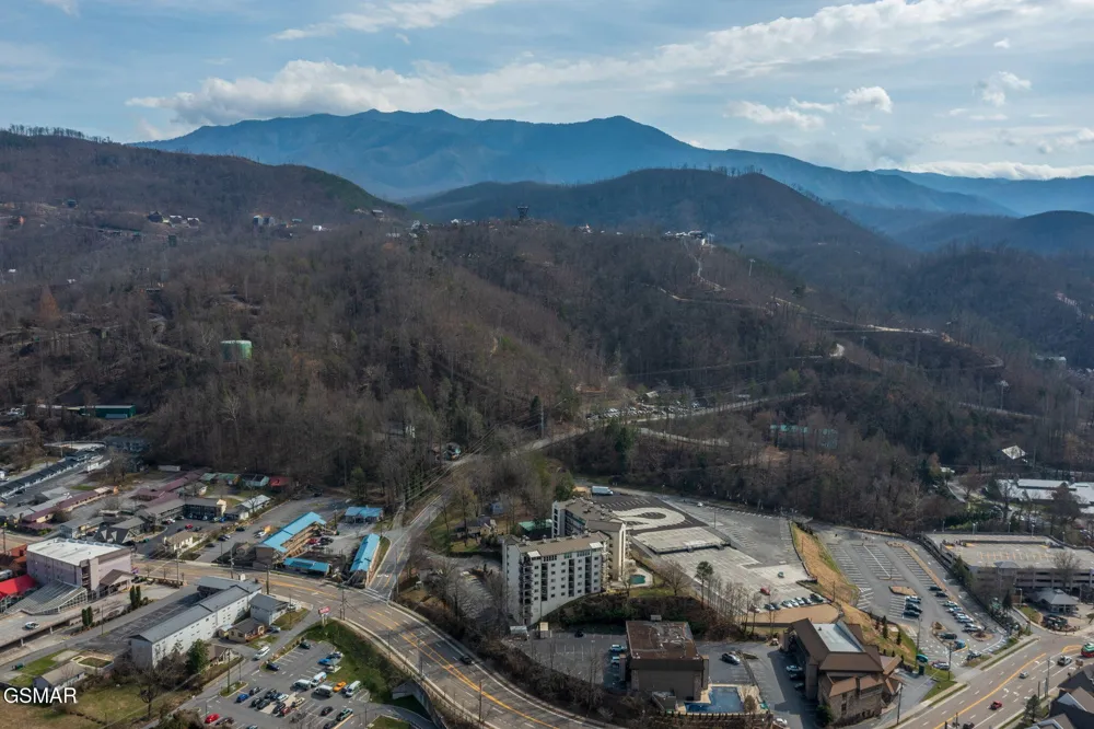 102 Baskins Creek Bypass #404 Gatlinburg, TN 37738