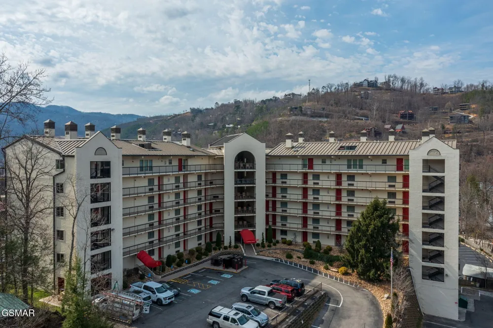 102 Baskins Creek Bypass #404 Gatlinburg, TN 37738