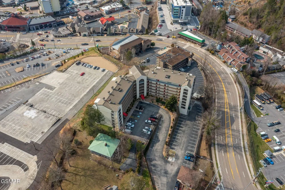 102 Baskins Creek Bypass #404 Gatlinburg, TN 37738