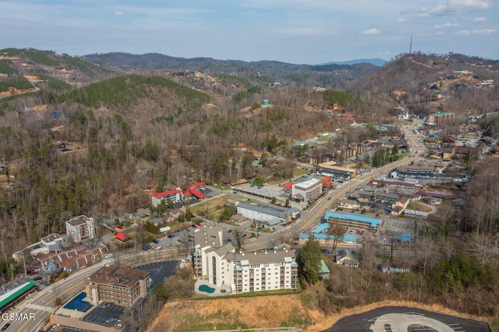 102 Baskins Creek Bypass #404 Gatlinburg, TN 37738