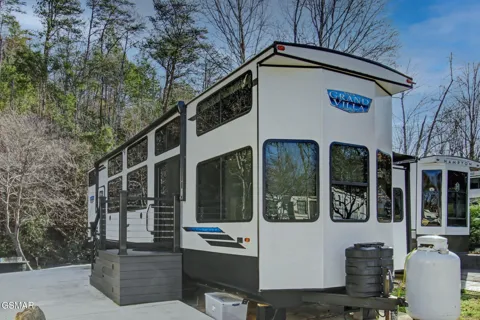4229 E. Parkay Lot 306
