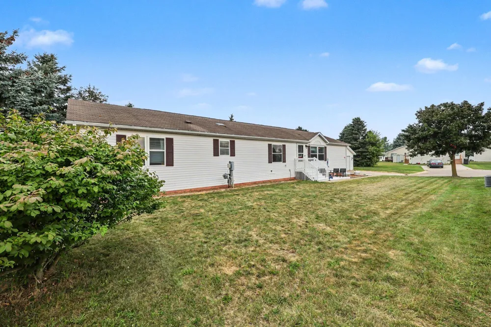 1893 Lanark Court Grass Lake, MI 49240