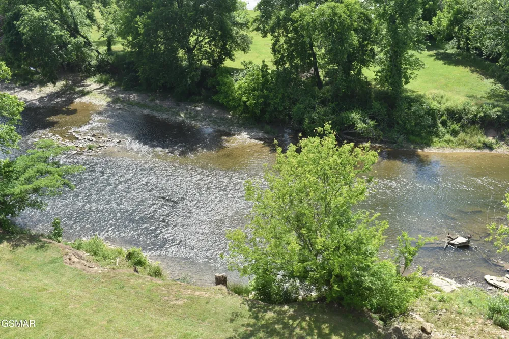 1410 Hurley Drive #UNIT 504 Sevierville, TN 37862