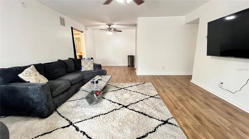 13289 ARBOR POINTE CIRCLE #202 Tampa, FL 33617