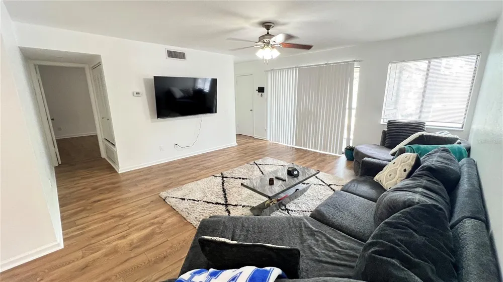 13289 ARBOR POINTE CIRCLE #202 Tampa, FL 33617