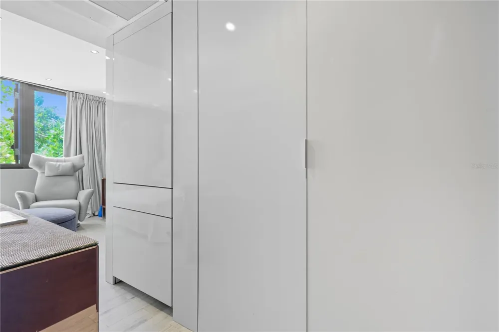 63 KINGS CT ##3A San Juan, PR 00911