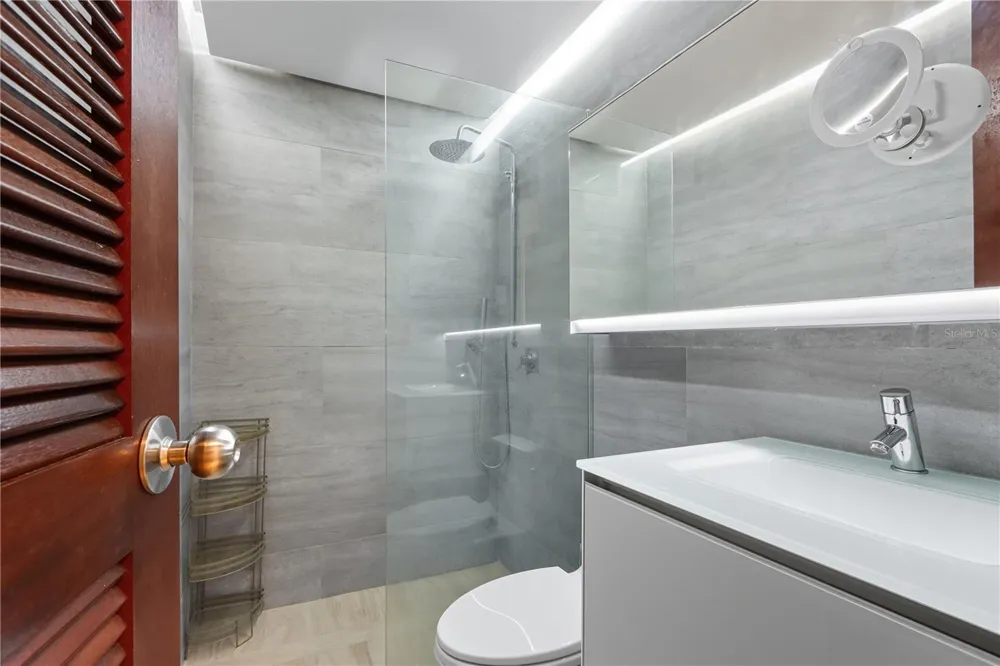 63 KINGS CT ##3A San Juan, PR 00911