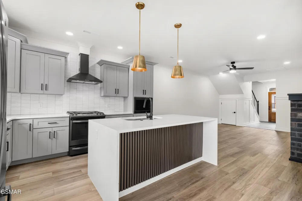1067 Watch Hill Way Sevierville, TN 37862