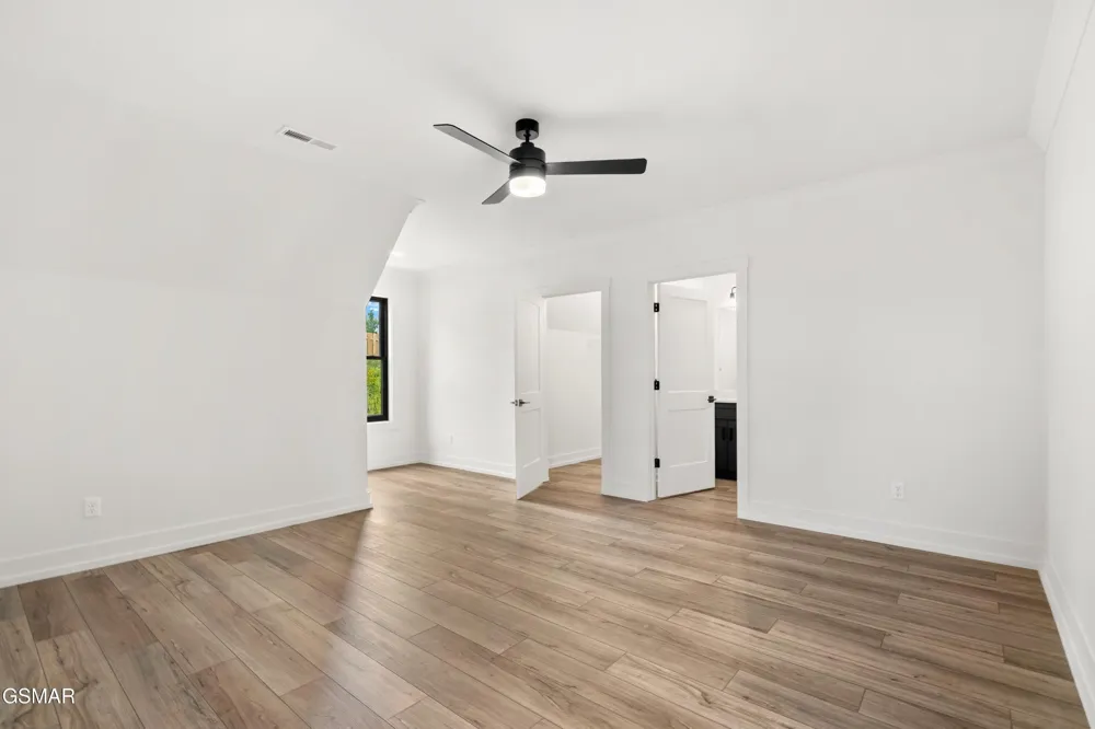 1043 Watch Hill Way Sevierville, TN 37862