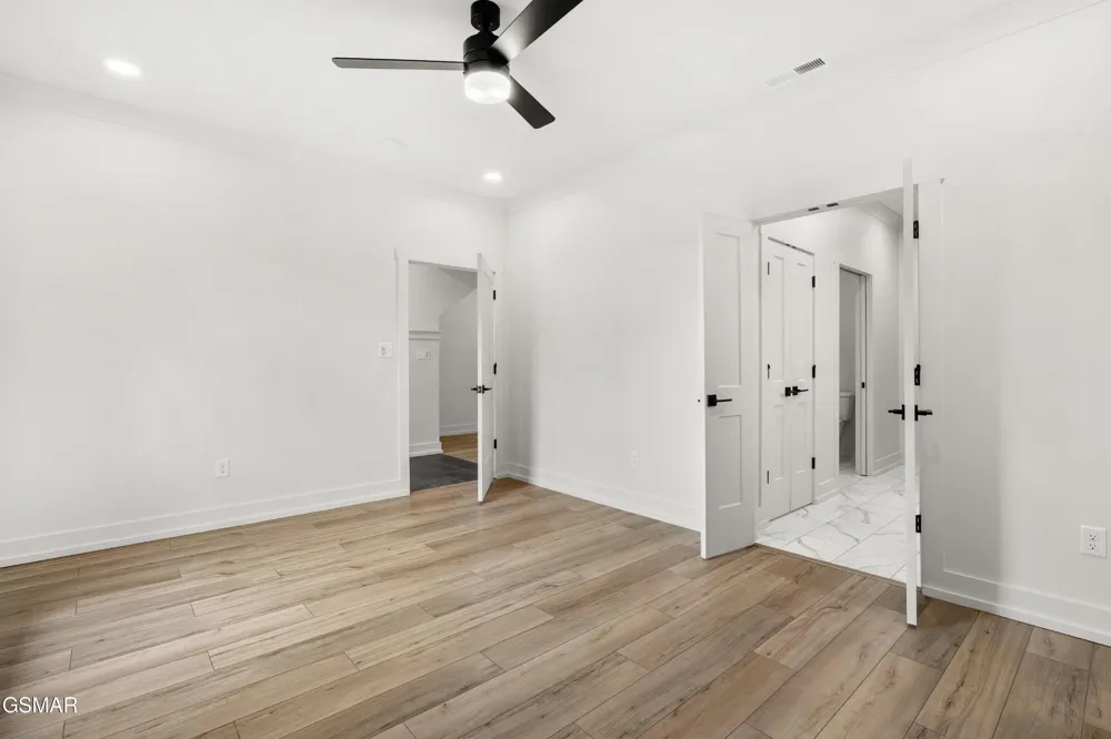 1043 Watch Hill Way Sevierville, TN 37862
