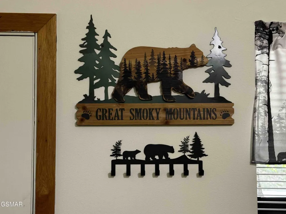 653 Oaks View Court #ADALYNNSRETREAT Pigeon Forge, TN 37863