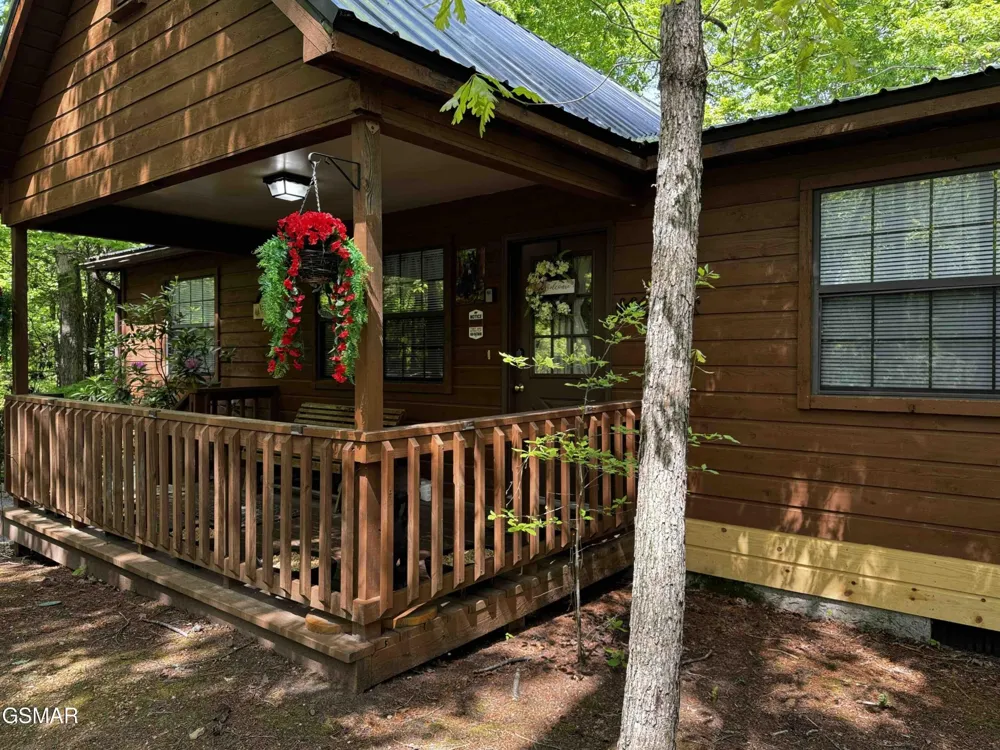 653 Oaks View Court #ADALYNNSRETREAT Pigeon Forge, TN 37863