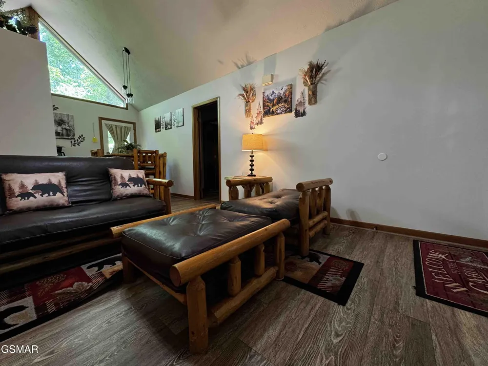 653 Oaks View Court #ADALYNNSRETREAT Pigeon Forge, TN 37863