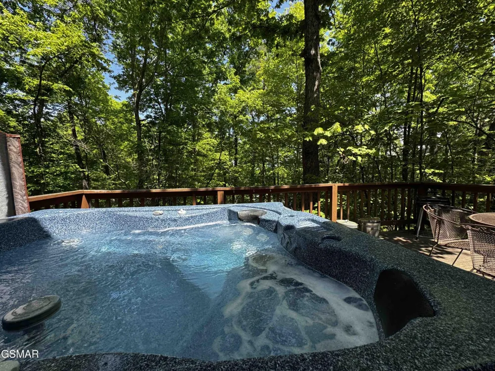 653 Oaks View Court #ADALYNNSRETREAT Pigeon Forge, TN 37863