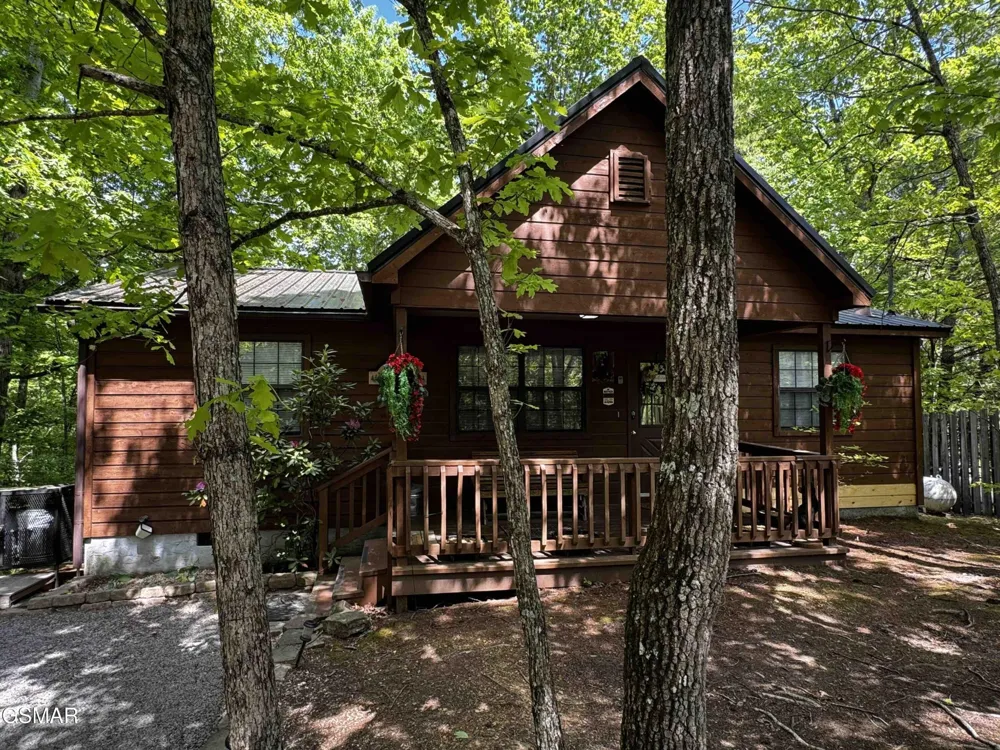 653 Oaks View Court #ADALYNNSRETREAT Pigeon Forge, TN 37863