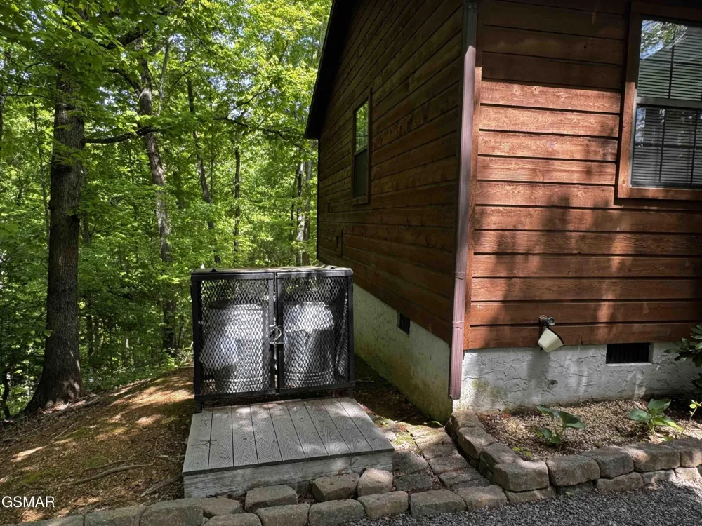 653 Oaks View Court #ADALYNNSRETREAT Pigeon Forge, TN 37863