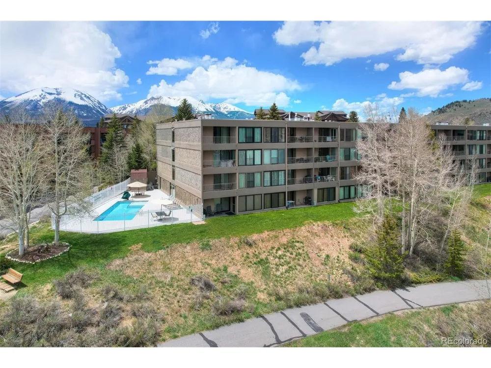 220 E La Bonte Street #307 Dillon, CO 80435