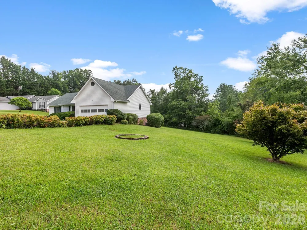 1 Strathmore Drive Arden, NC 28704