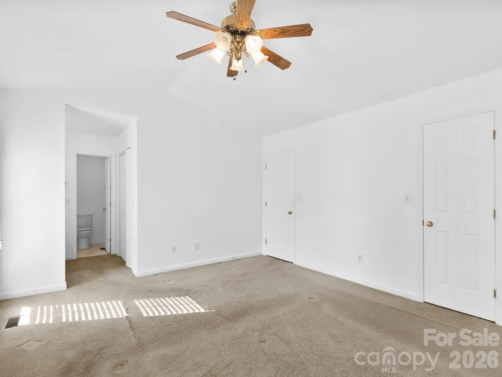 1 Strathmore Drive Arden, NC 28704