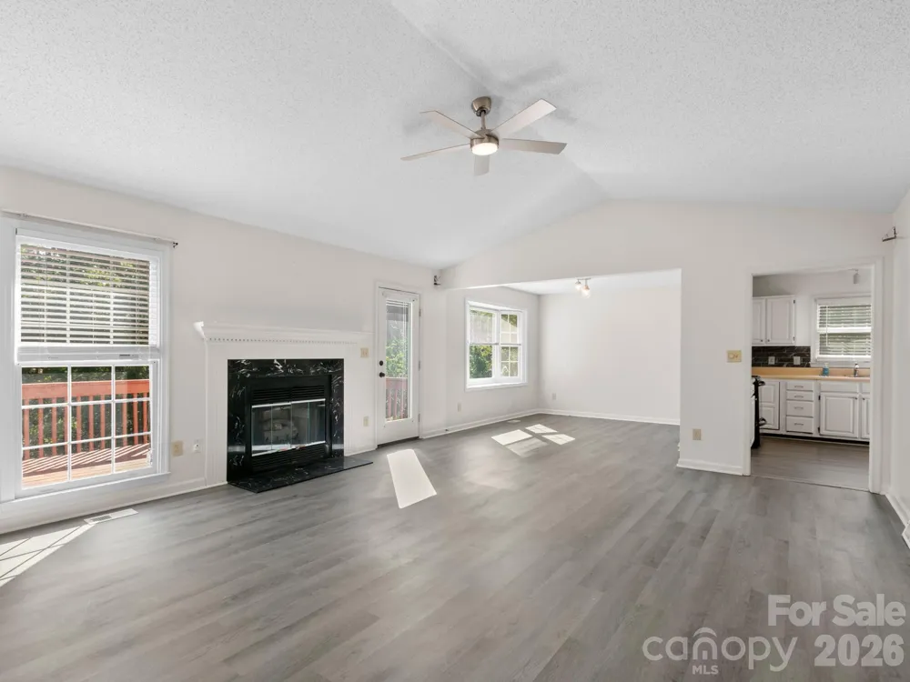 1 Strathmore Drive Arden, NC 28704