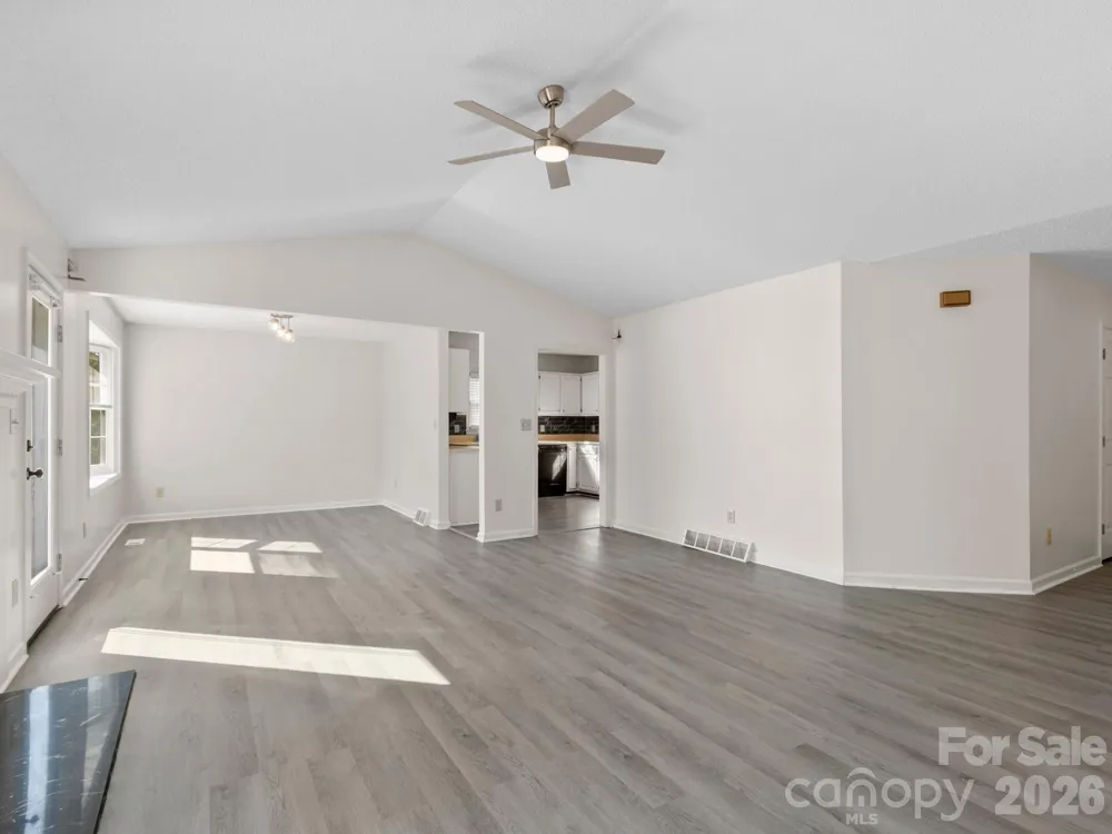 1 Strathmore Drive Arden, NC 28704