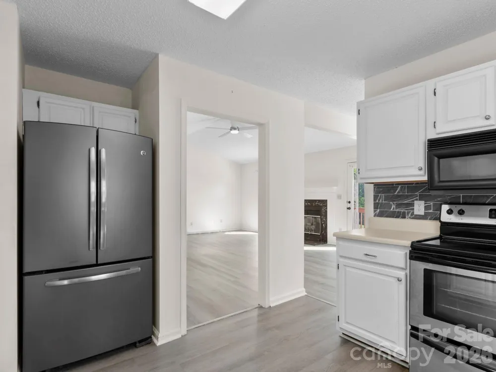1 Strathmore Drive Arden, NC 28704
