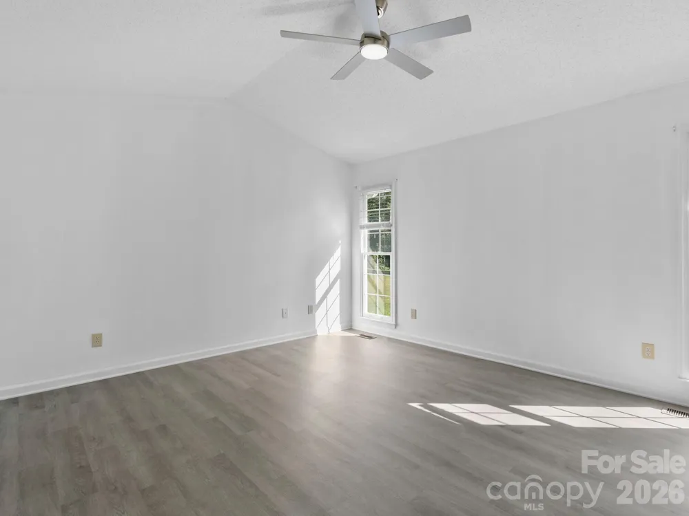 1 Strathmore Drive Arden, NC 28704