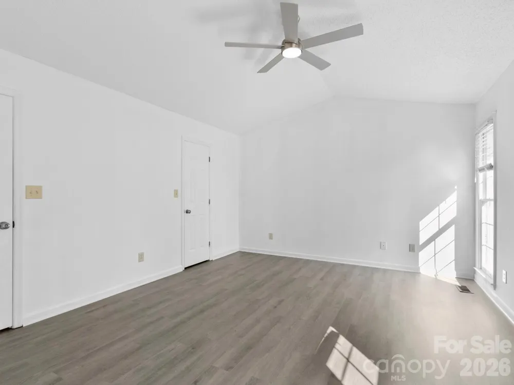 1 Strathmore Drive Arden, NC 28704