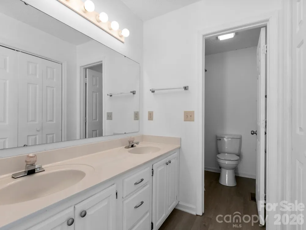 1 Strathmore Drive Arden, NC 28704
