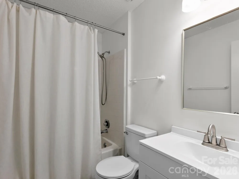 1 Strathmore Drive Arden, NC 28704
