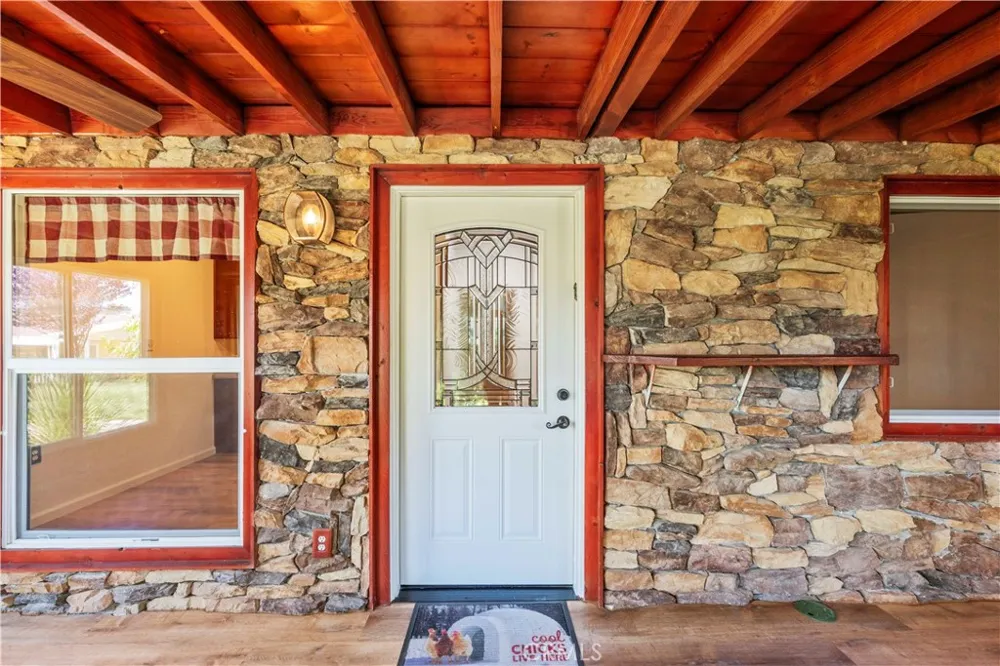 19120 Avenue Of The Oaks #A Newhall, CA 91321