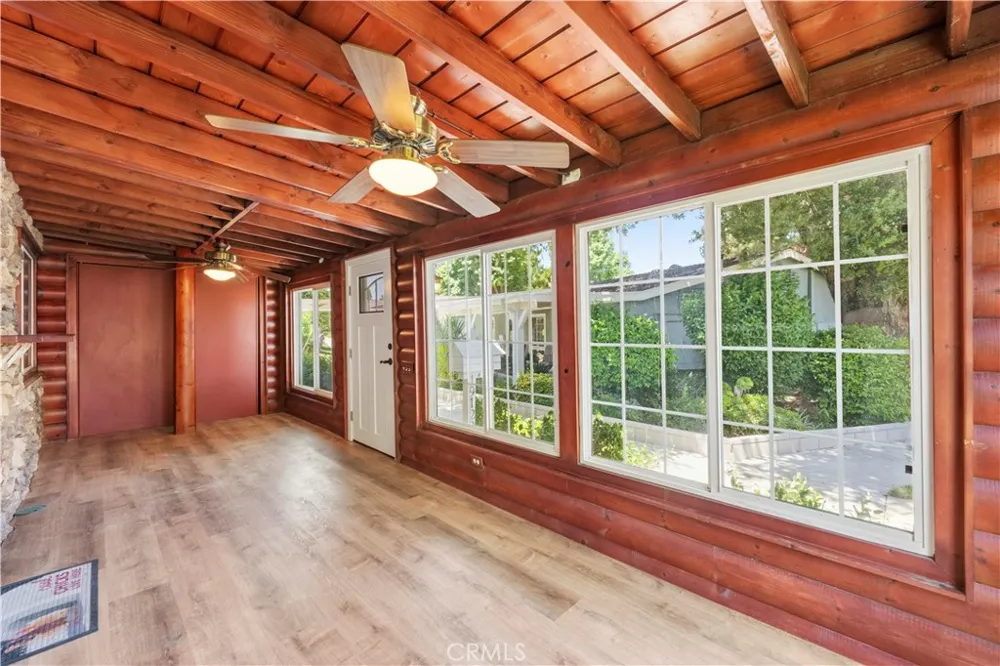 19120 Avenue Of The Oaks #A Newhall, CA 91321