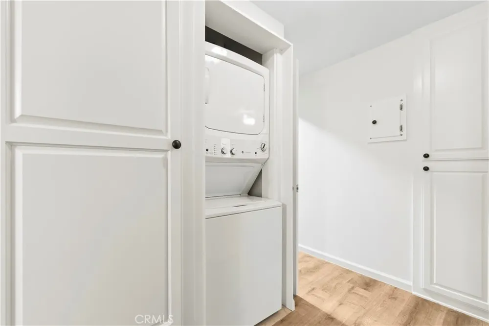 19120 Avenue Of The Oaks #A Newhall, CA 91321