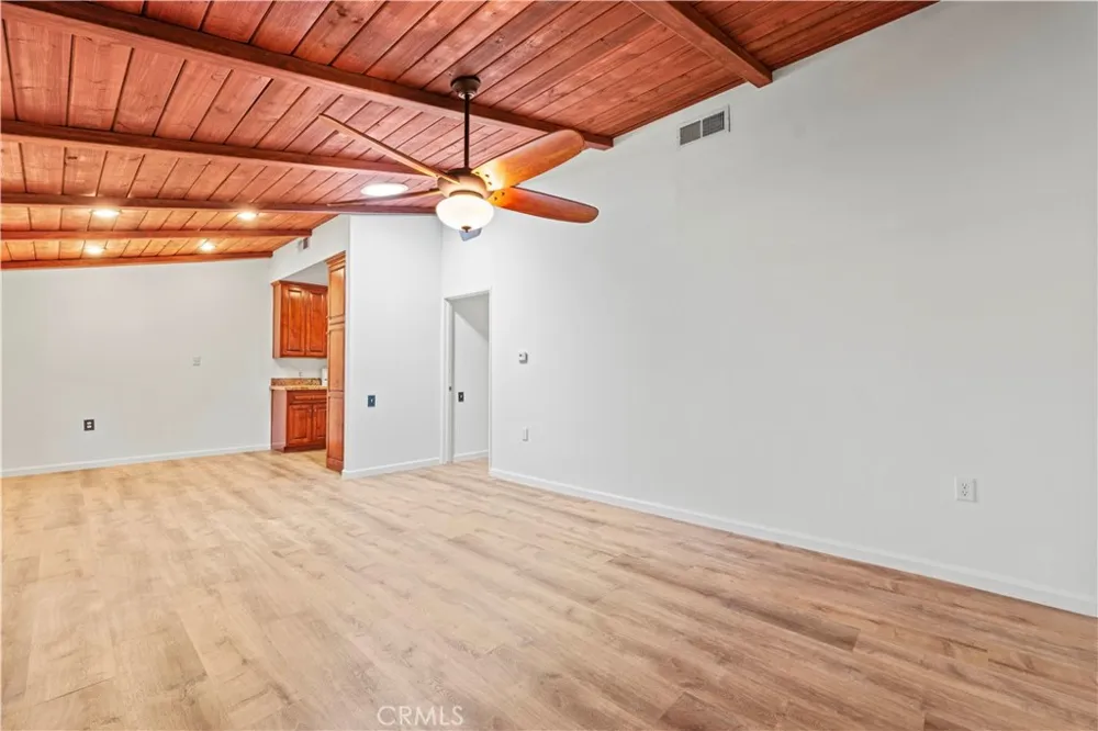 19120 Avenue Of The Oaks #A Newhall, CA 91321