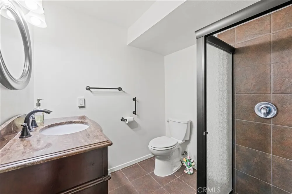 19120 Avenue Of The Oaks #A Newhall, CA 91321