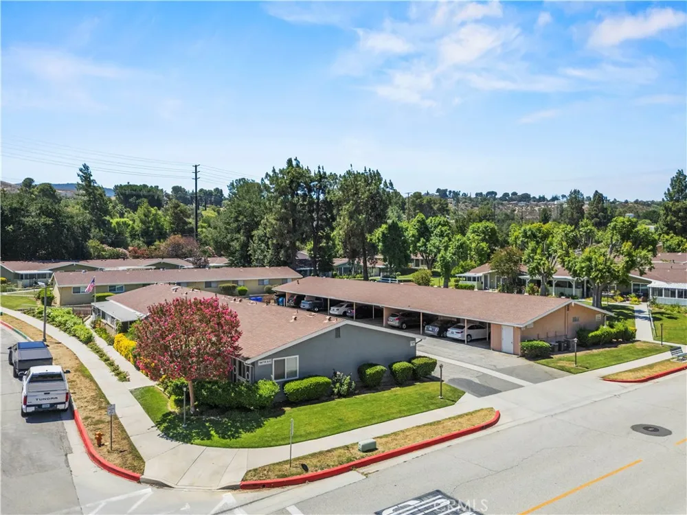 19120 Avenue Of The Oaks #A Newhall, CA 91321