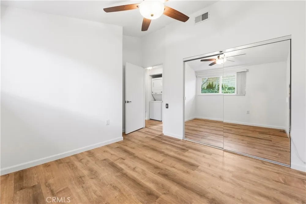19120 Avenue Of The Oaks #A Newhall, CA 91321