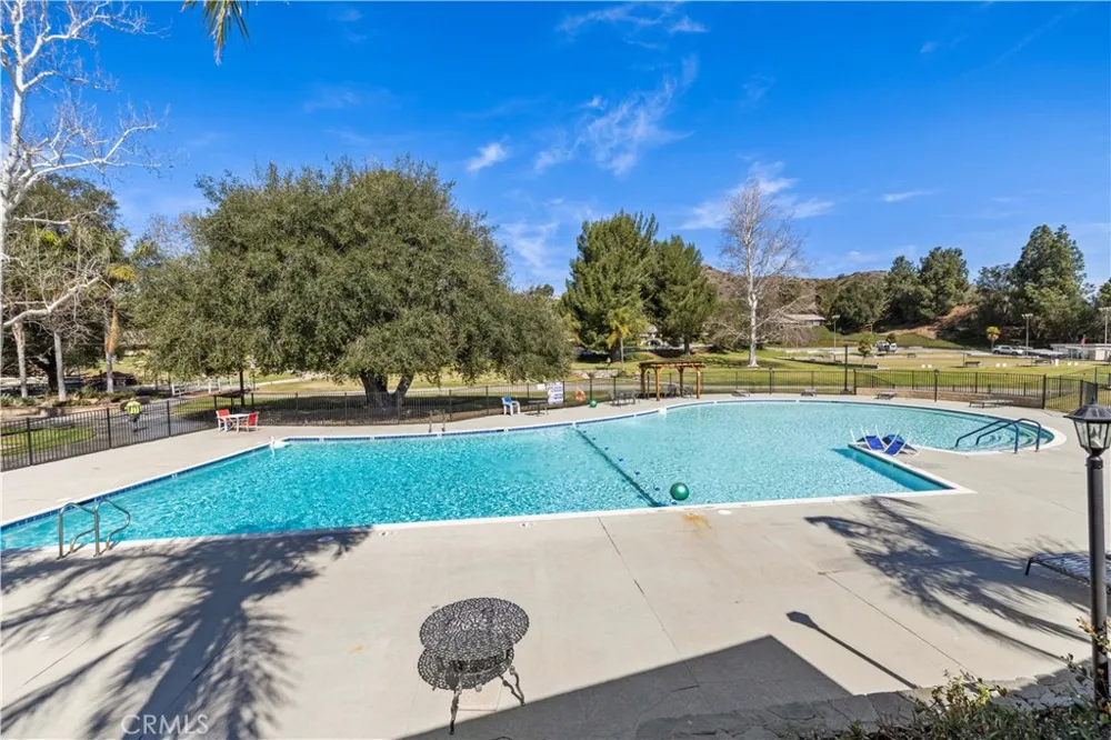 19120 Avenue Of The Oaks #A Newhall, CA 91321