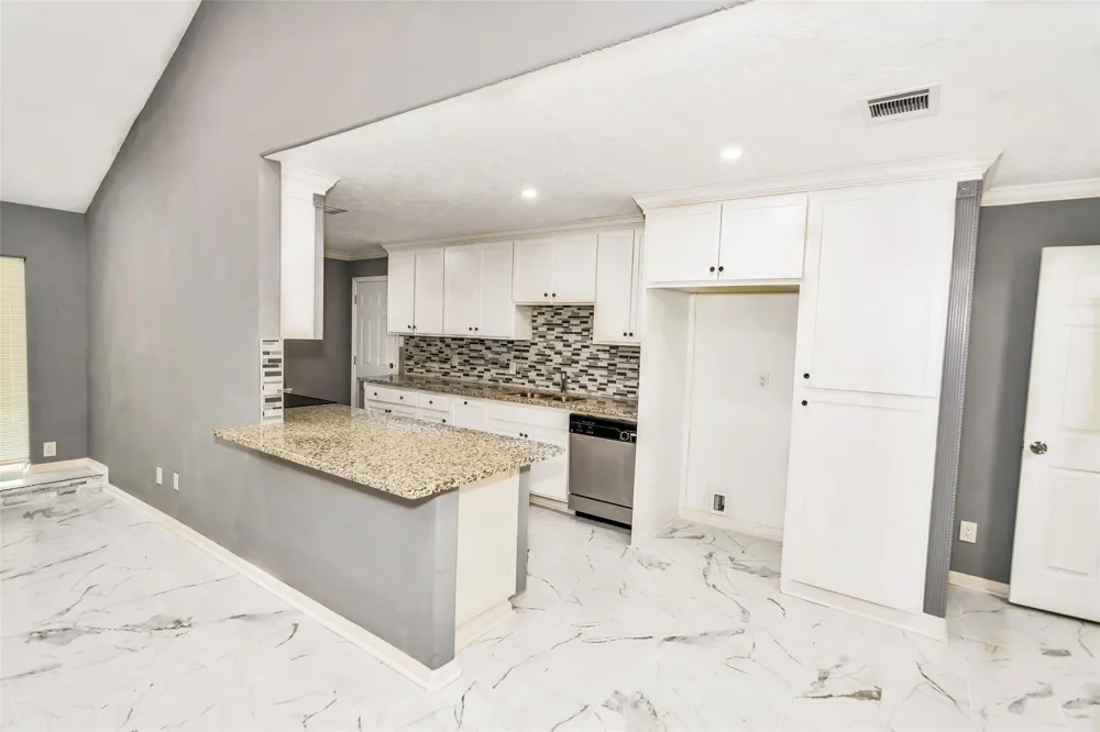 481 County Road 2084 Liberty, TX 77575