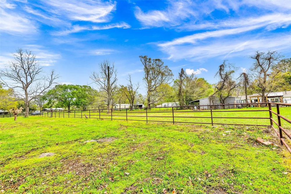 481 County Road 2084 Liberty, TX 77575