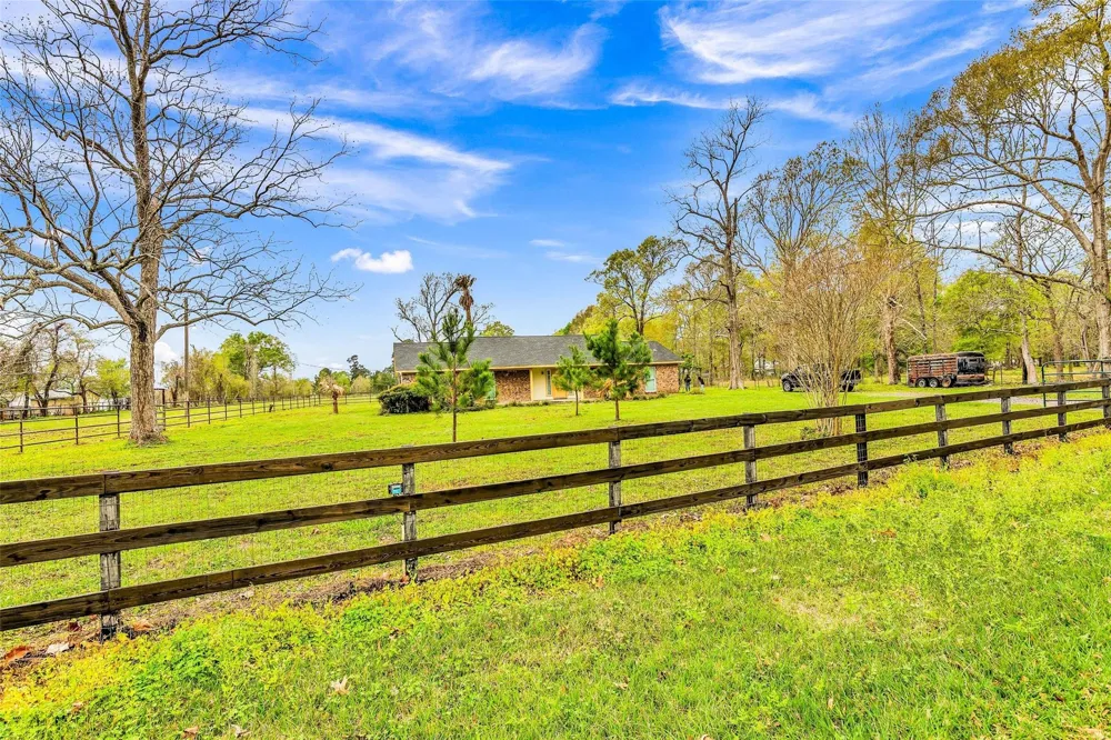 481 County Road 2084 Liberty, TX 77575