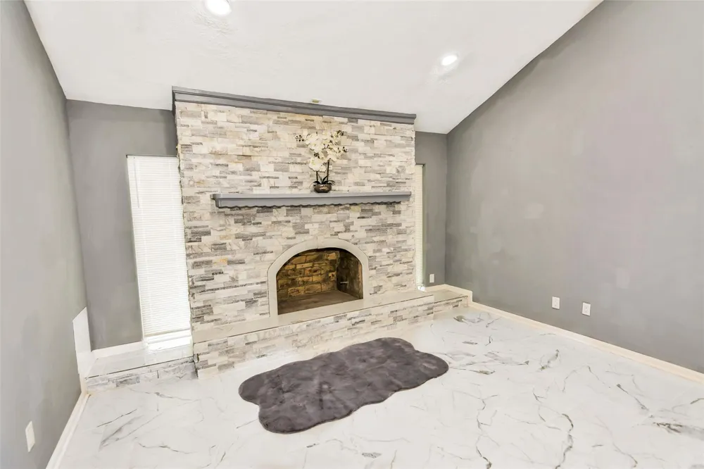 481 County Road 2084 Liberty, TX 77575
