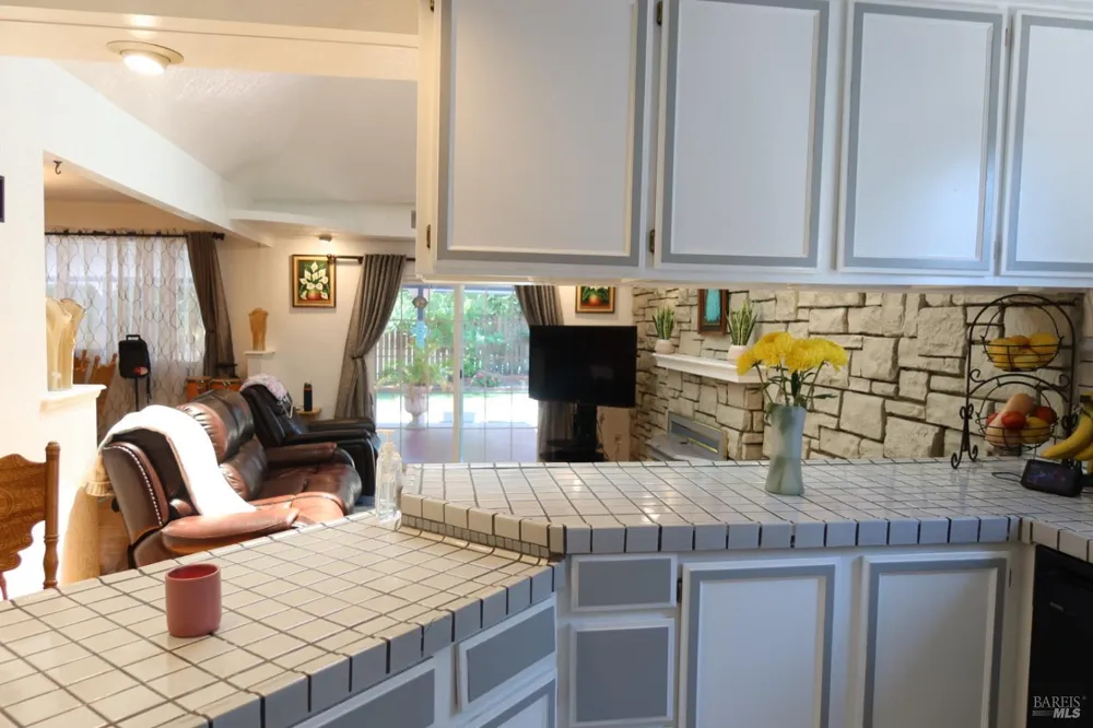303 Dahlia Street Fairfield, CA 94533