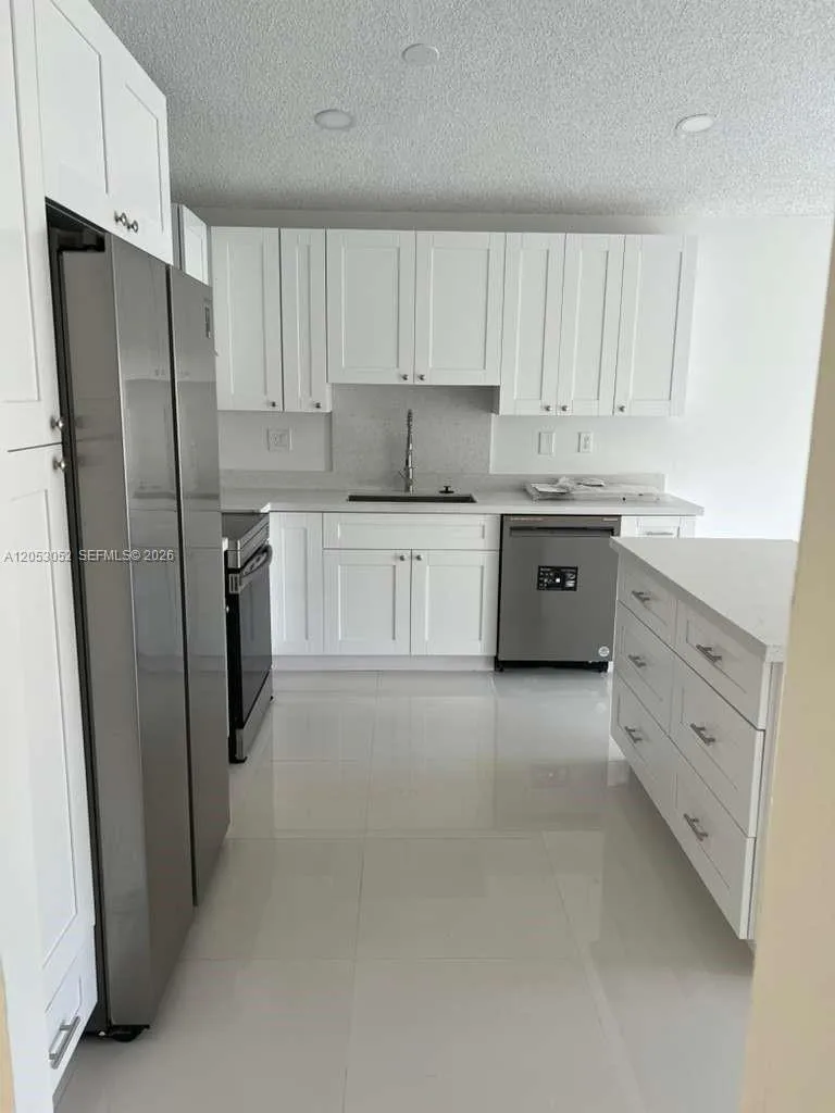 14845 SW 36th Ter Miami, FL 33185