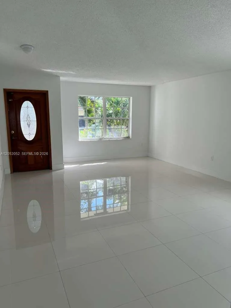 14845 SW 36th Ter Miami, FL 33185