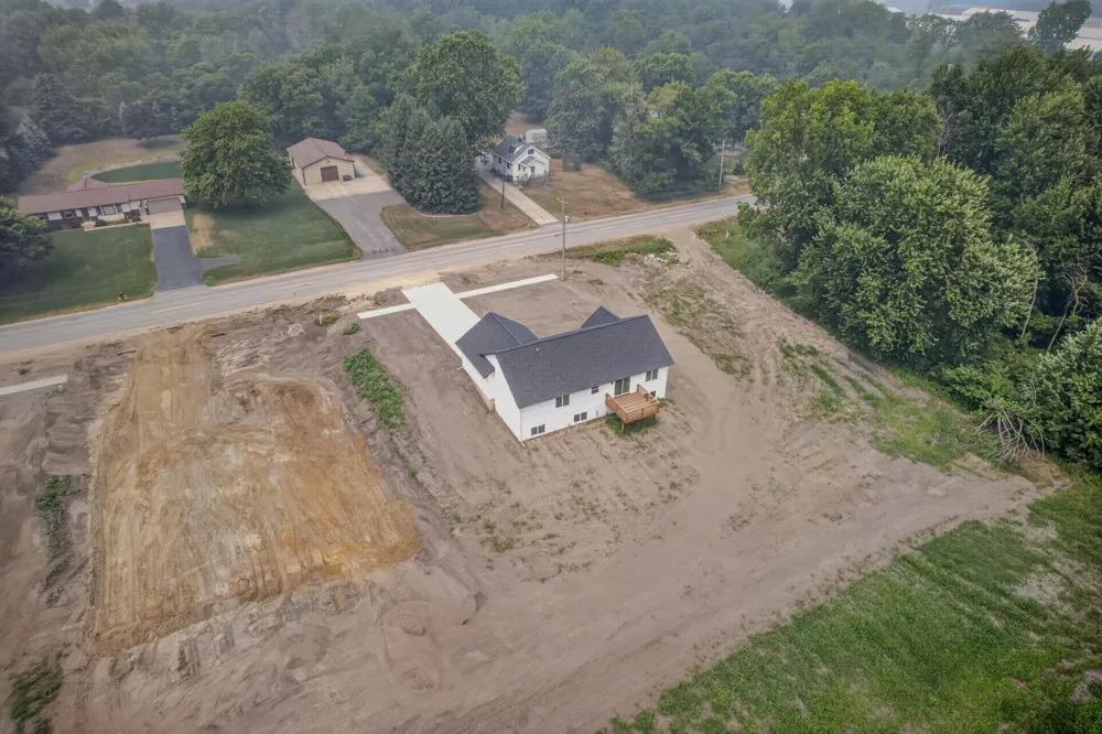 11488 56th Avenue Allendale, MI 49401