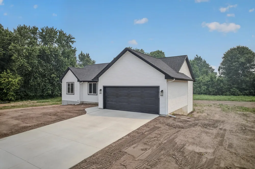 11488 56th Avenue Allendale, MI 49401